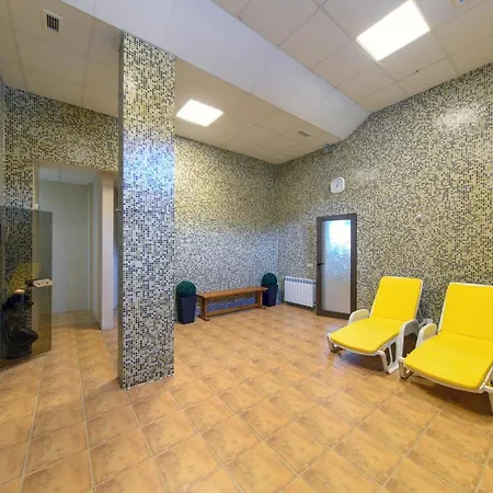 Ξενοδοχείο με διαμερίσματα The Lake View Residence
